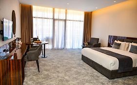 Hotel Monarch